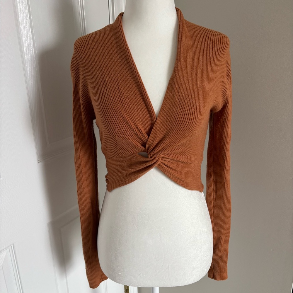 Debut Cinnamon Cropped Ribbed Sweater